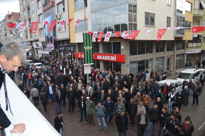 MHP LİDERi DEVLET BAHÇELİ AKHİSARLILAR İLE BULUŞTU